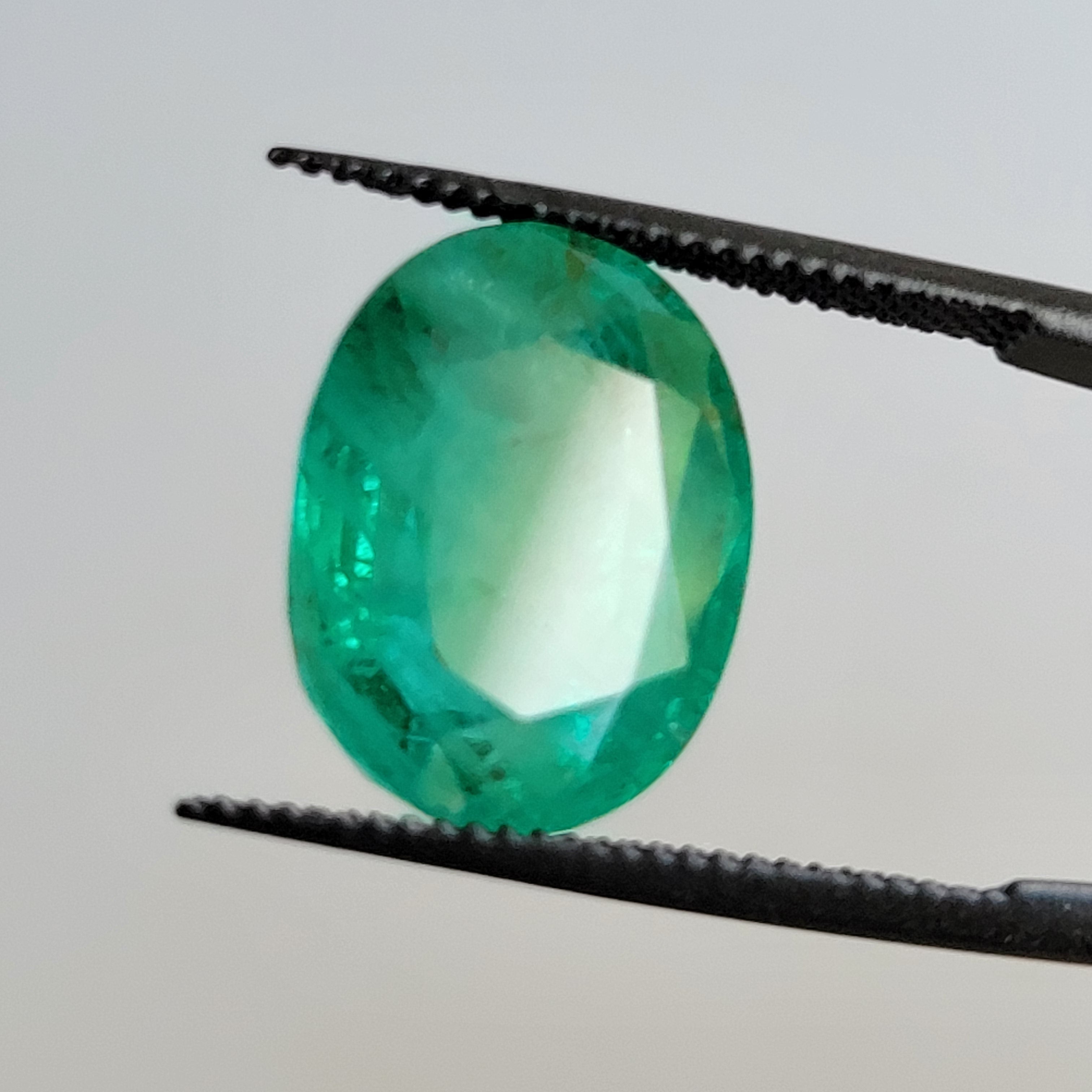Panjhsir Emerald 11.80ct No Treatment