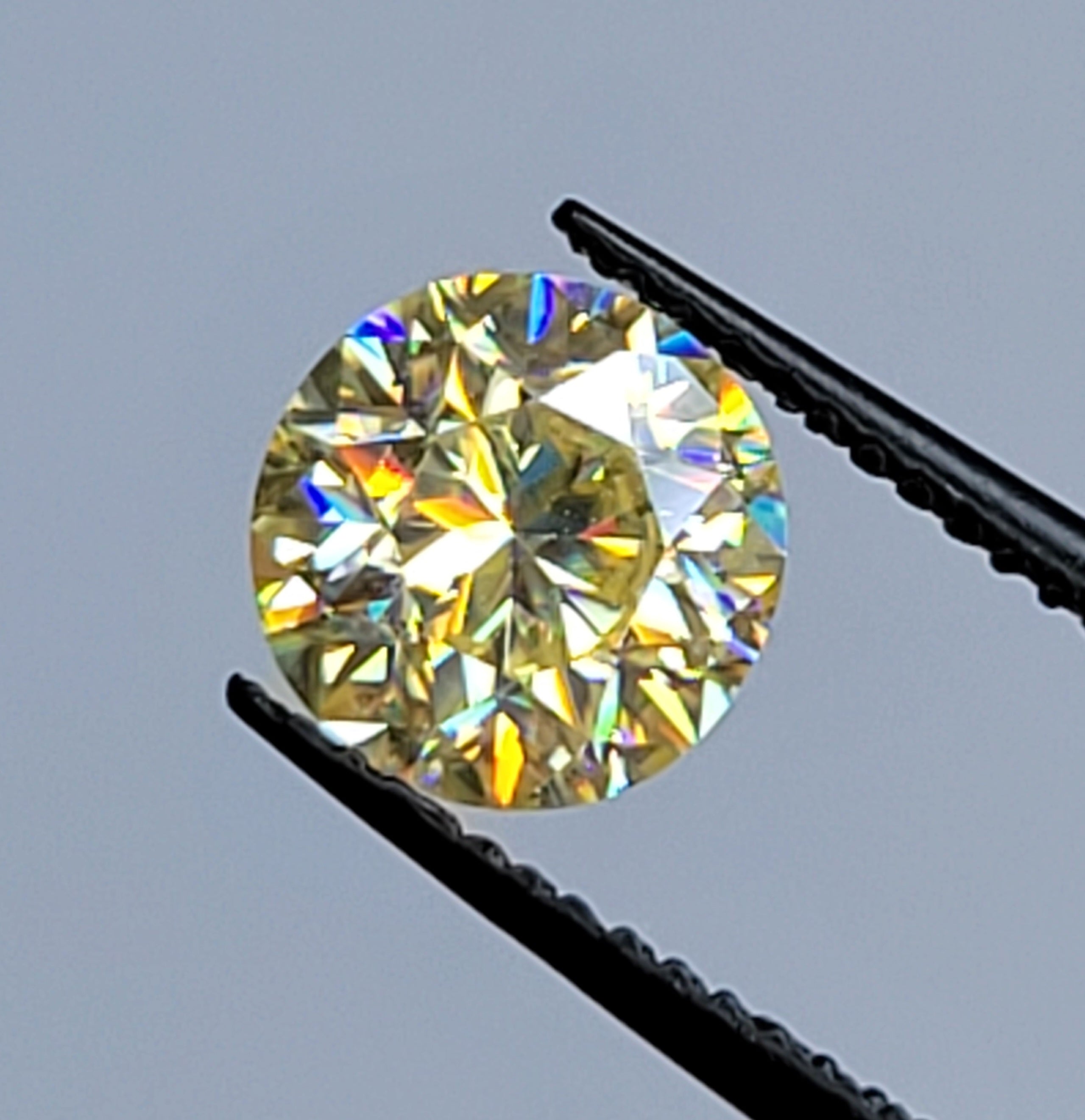 Stunning 2.21ct Rutile