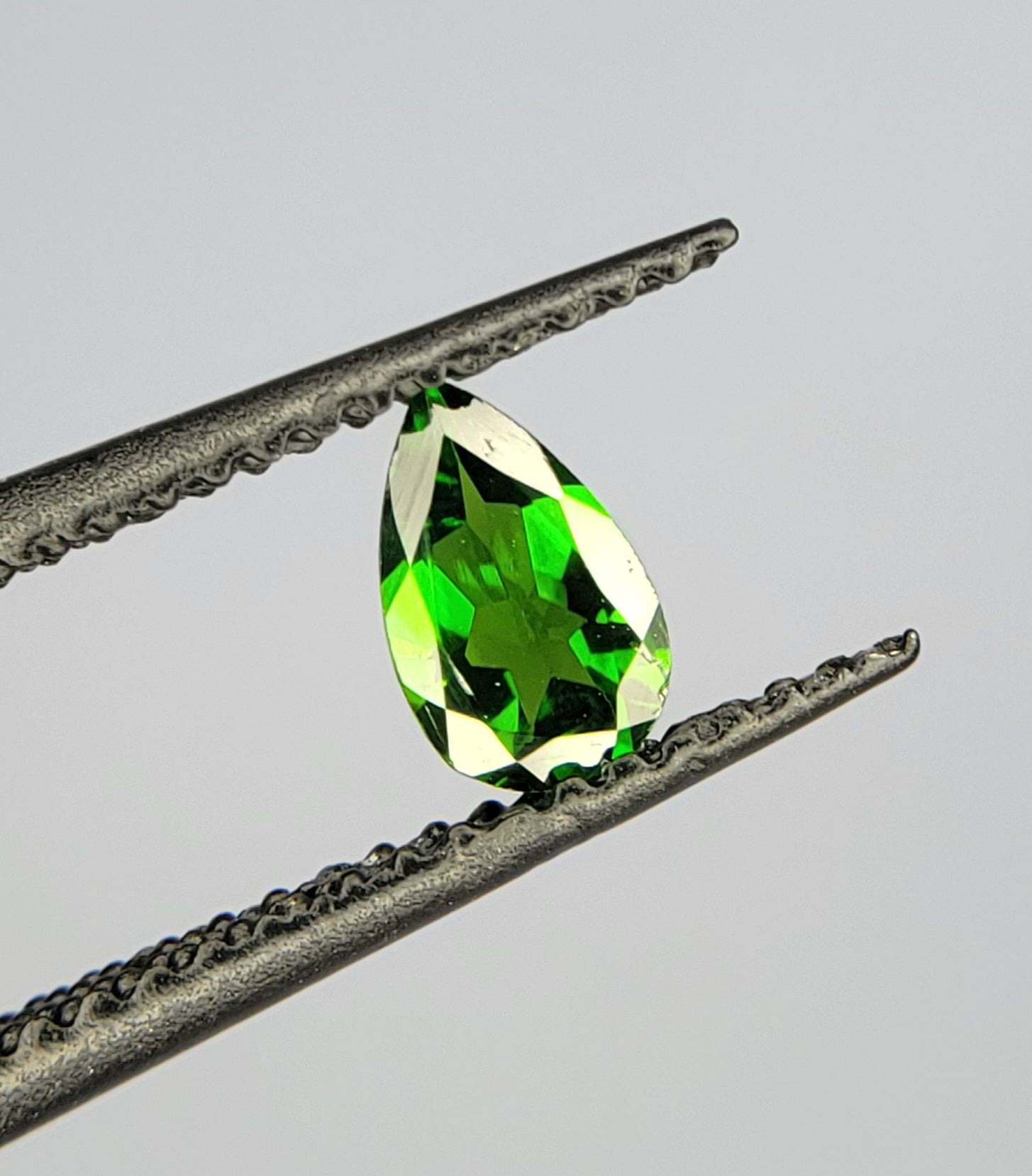 0.73ct pear shaped chrome Diopside