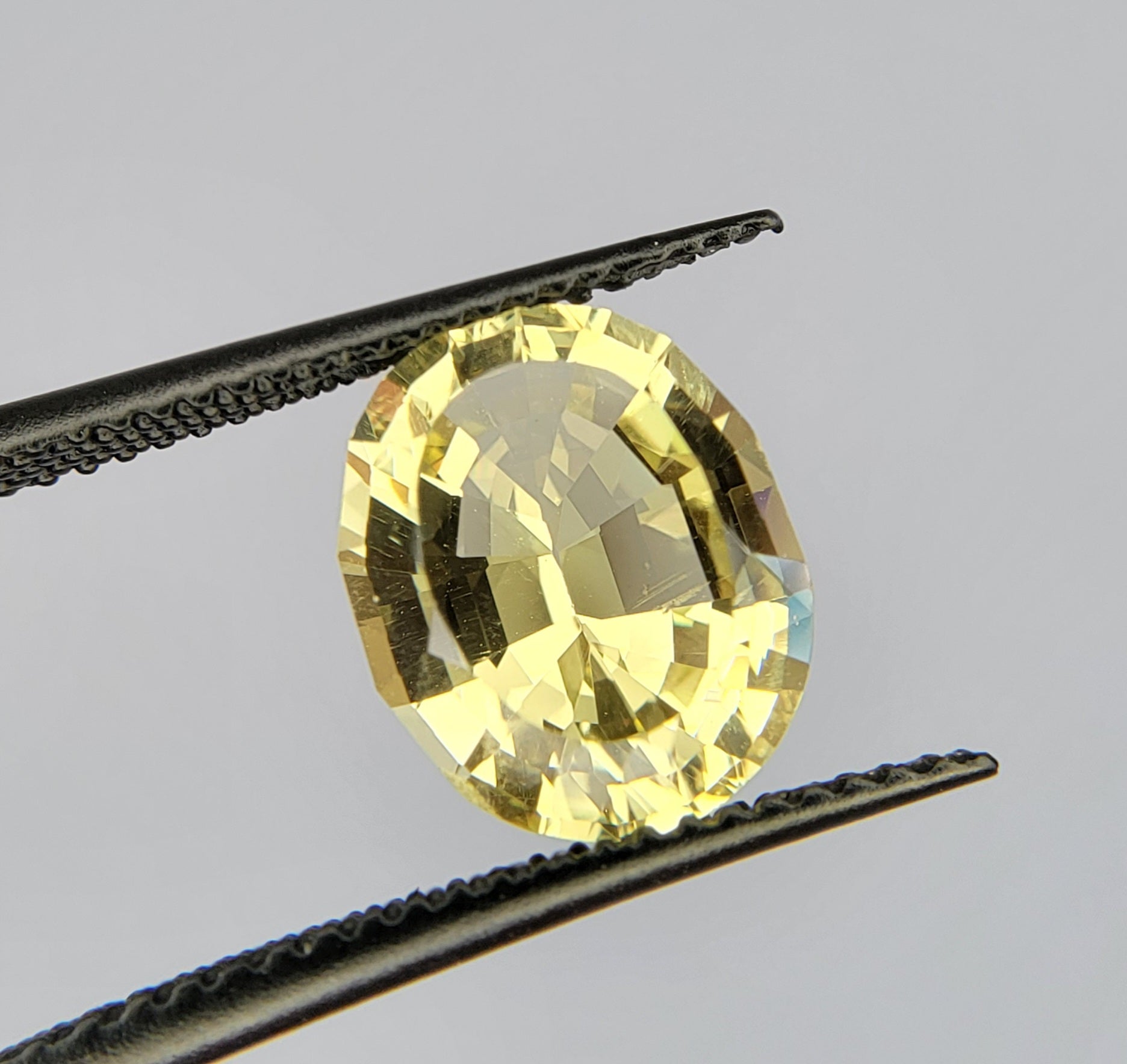 3.91ct Oval Apatite
