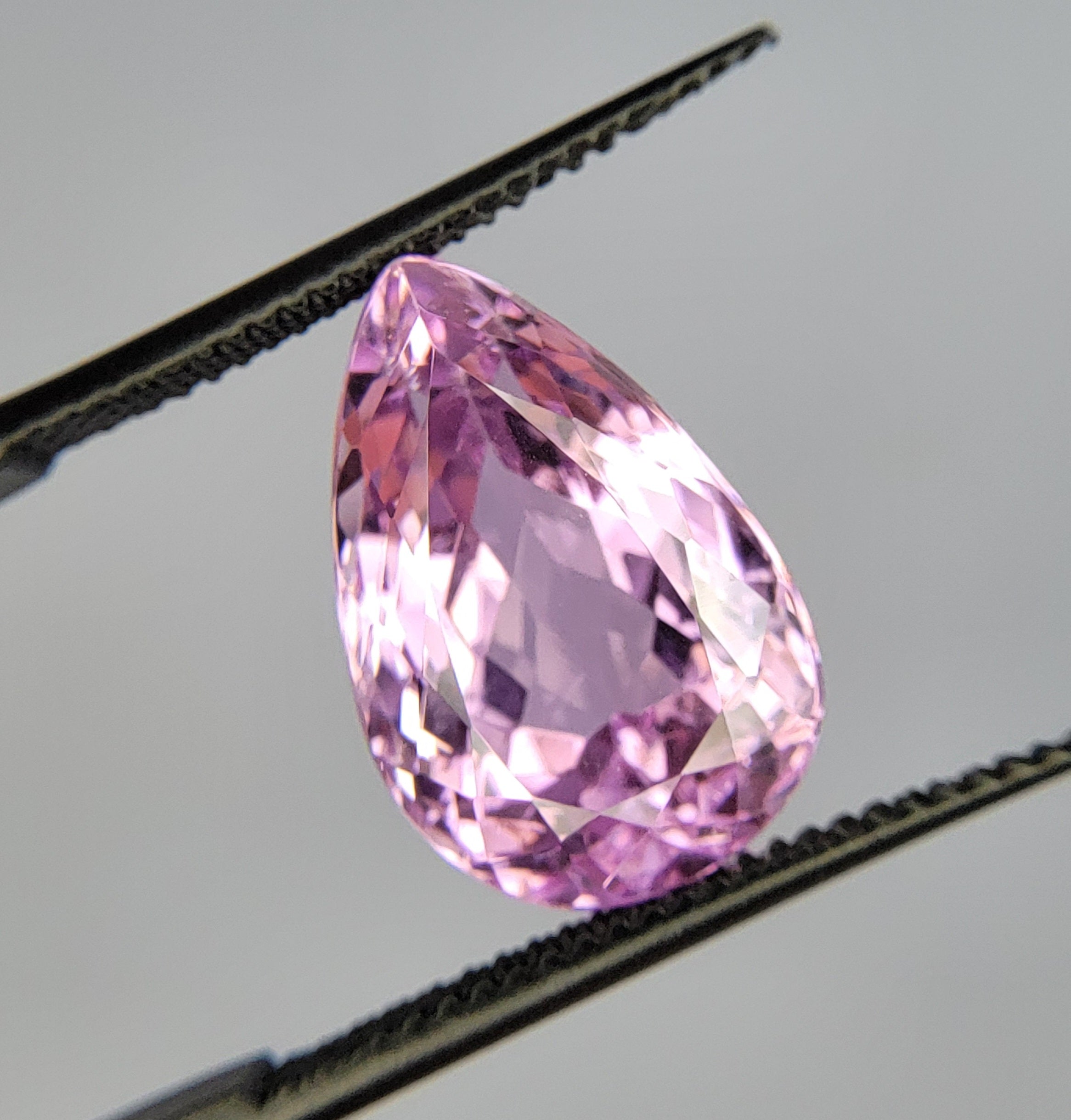 9.52ct Pear Shaped Kunzite