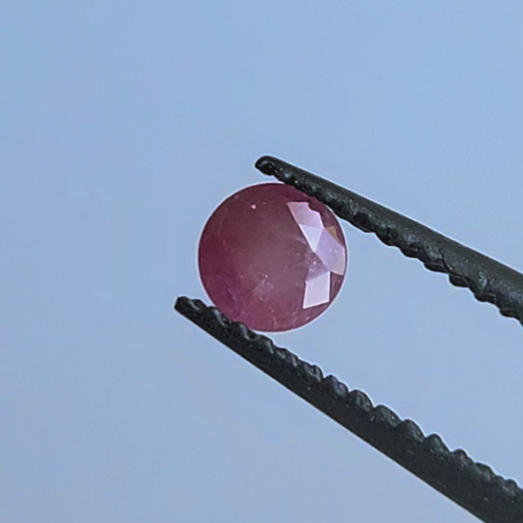 0.21ct Red Beryl