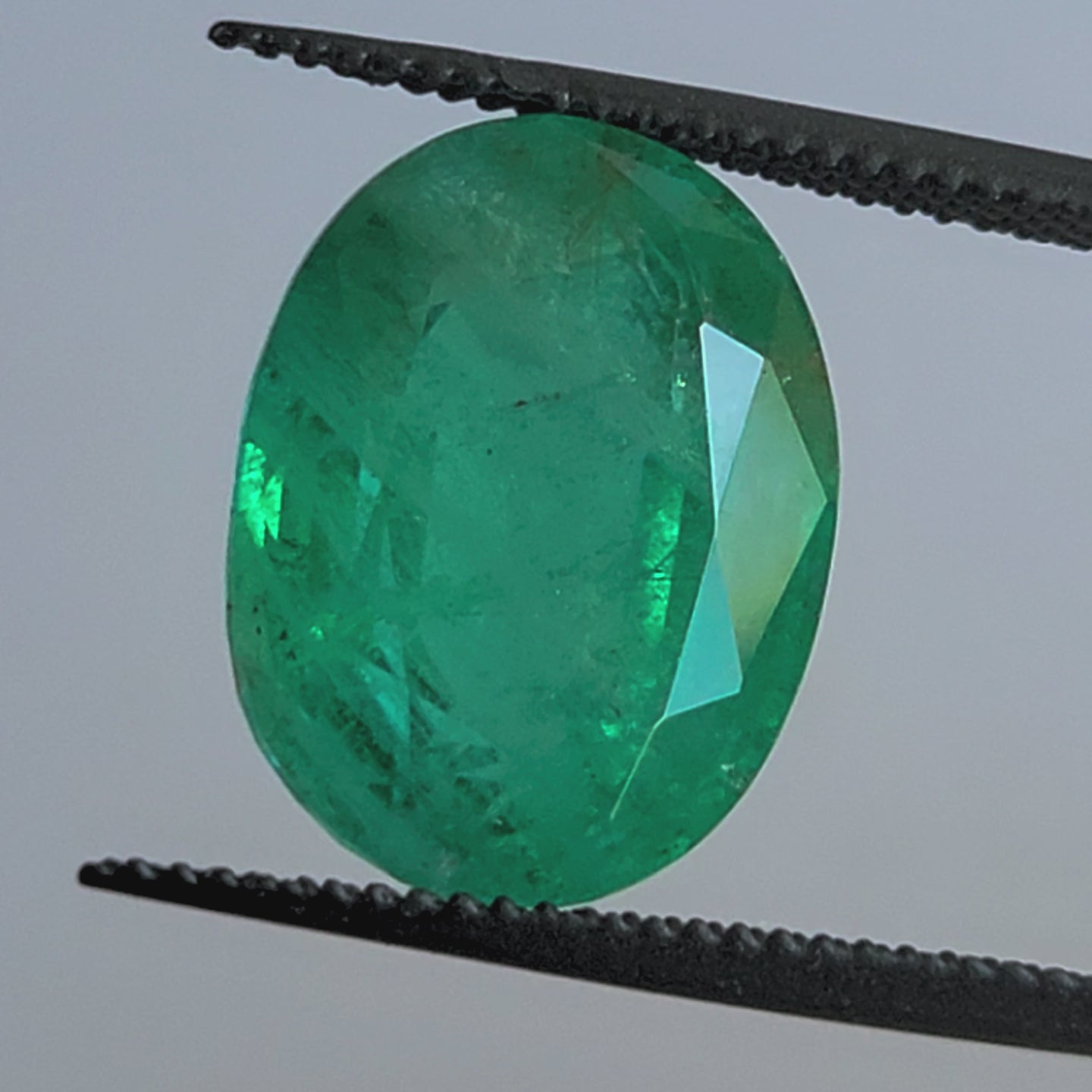 Panjhsir Emerald 11.80ct No Treatment