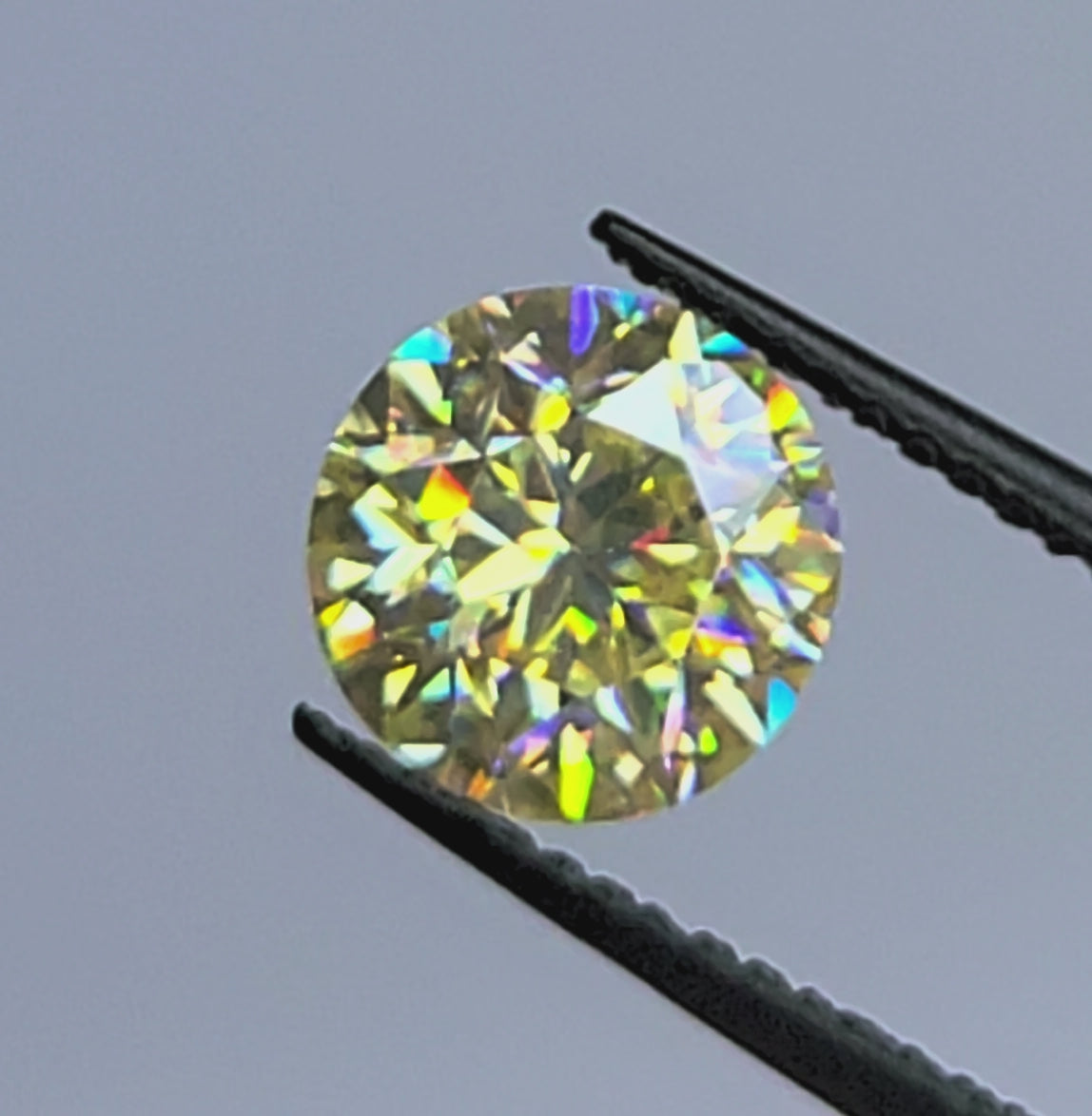 Stunning 2.21ct Rutile