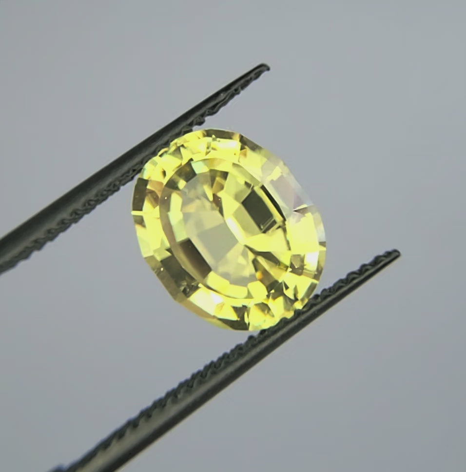 3.91ct Oval Apatite