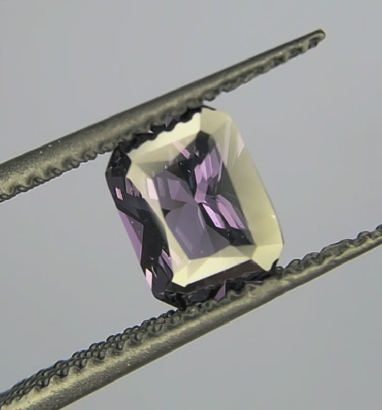 1.37ct Violet Spinel