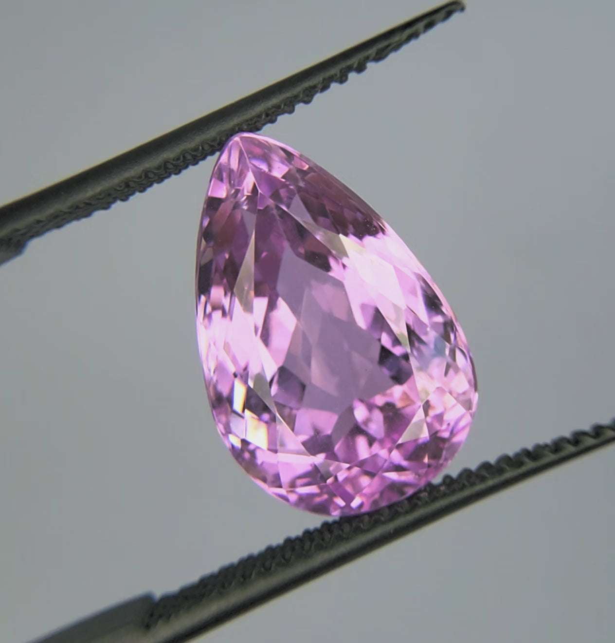 9.52ct Pear Shaped Kunzite