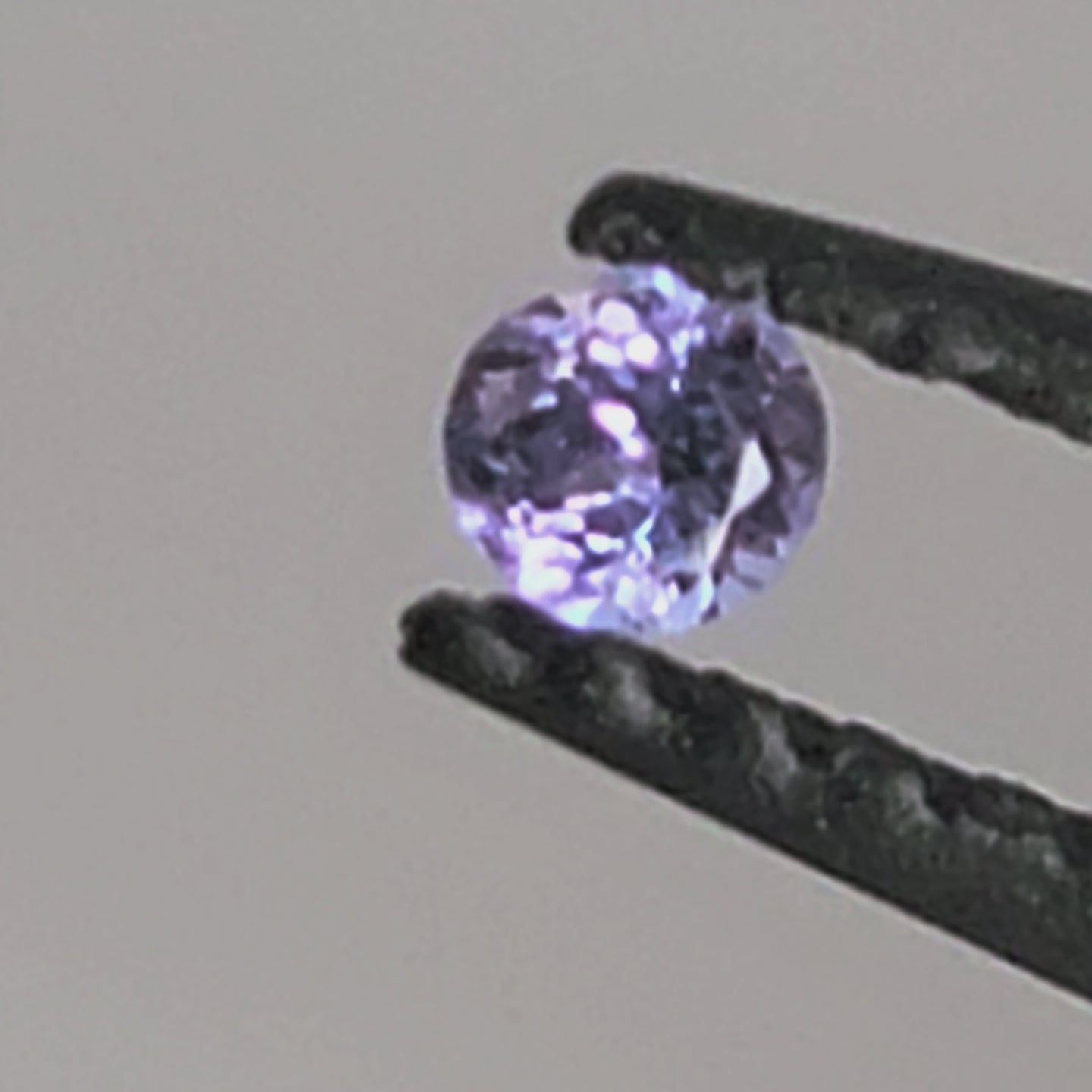 2.00mm round Tanzanite Parcel